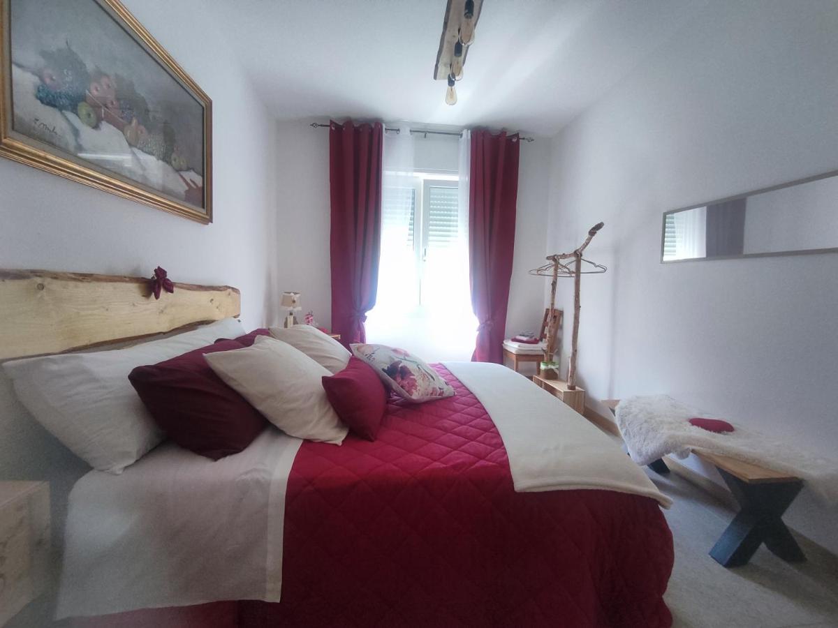 Tirano Express Luxury Apartments المظهر الخارجي الصورة
