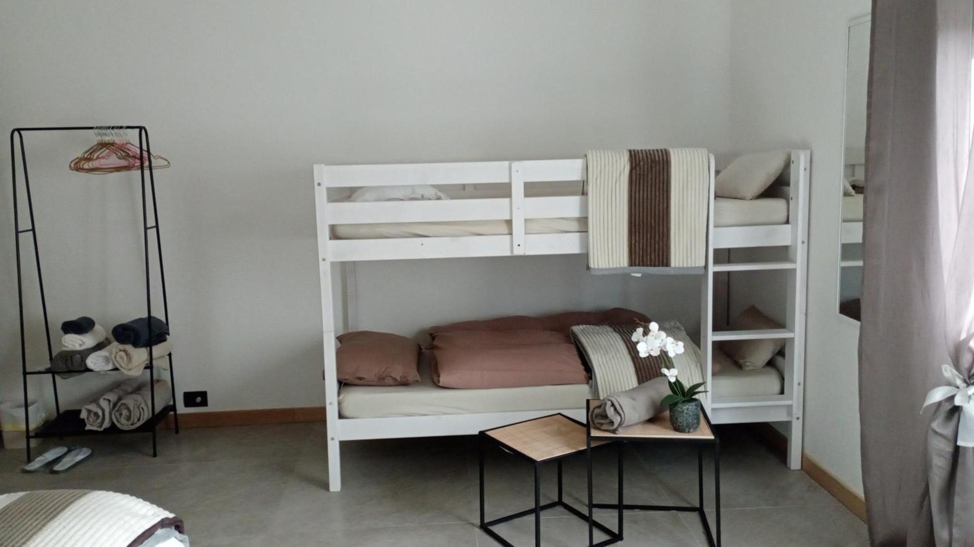 Tirano Express Luxury Apartments المظهر الخارجي الصورة